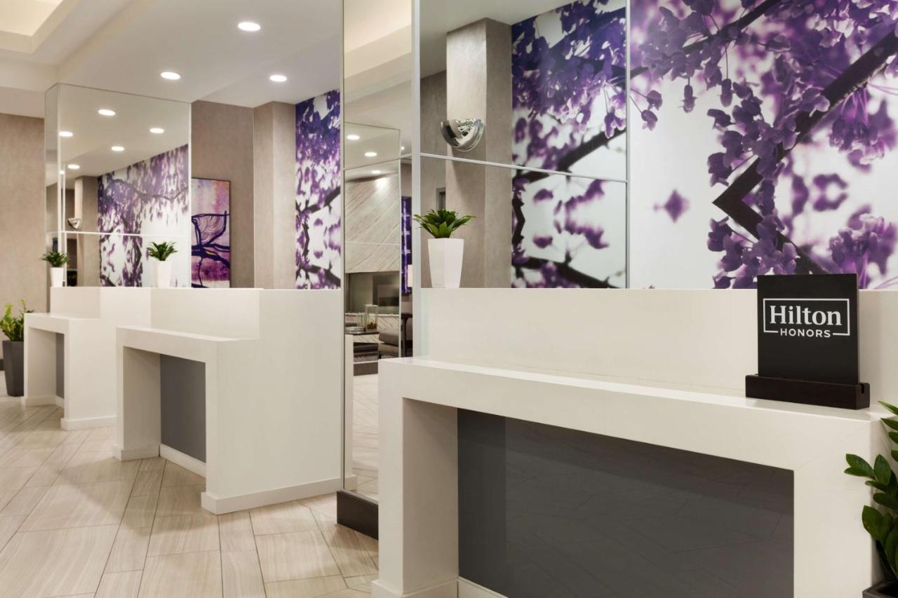 Embassy Suites By Hilton Charlotte Uptown מראה חיצוני תמונה