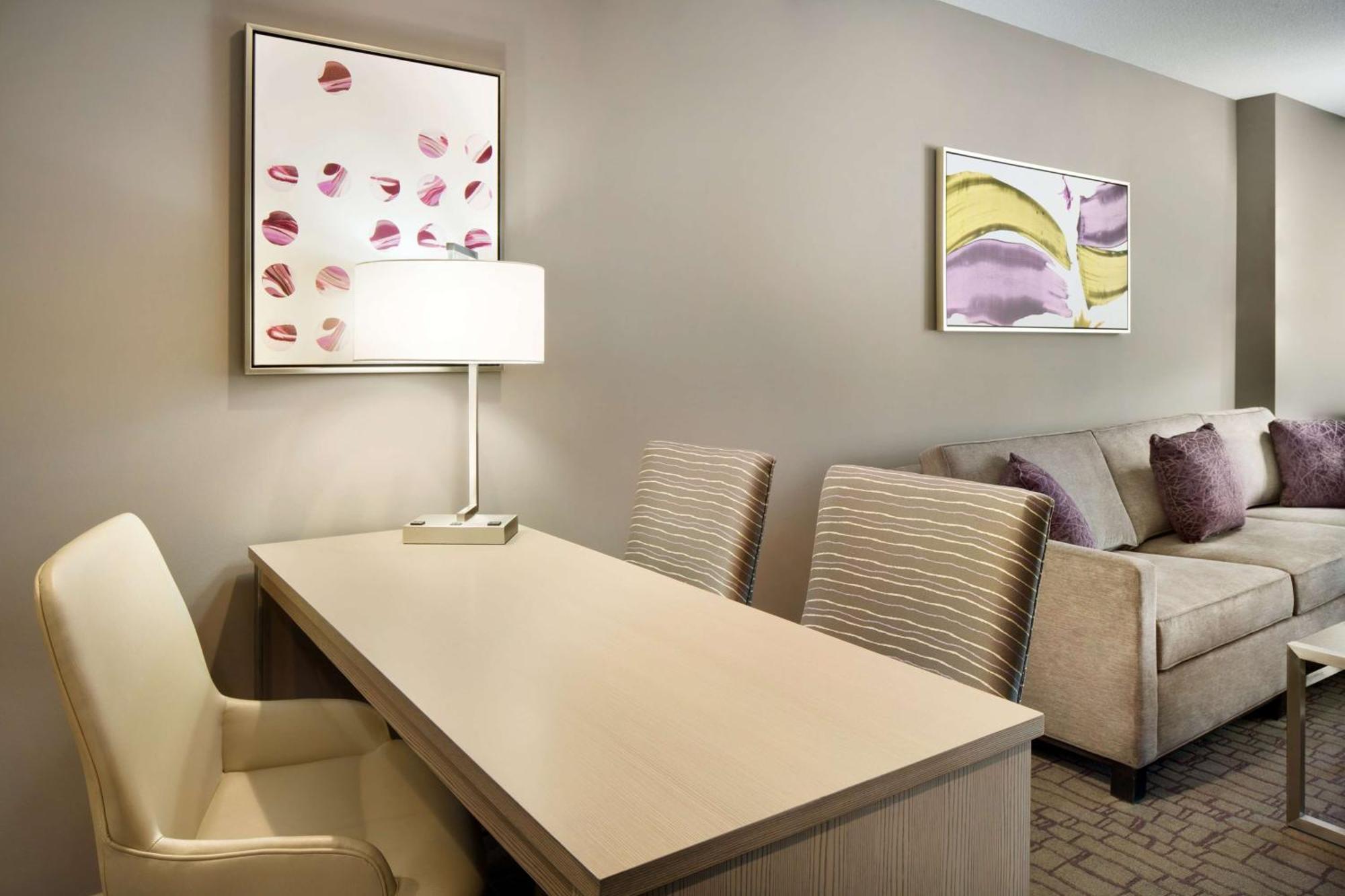 Embassy Suites By Hilton Charlotte Uptown מראה חיצוני תמונה