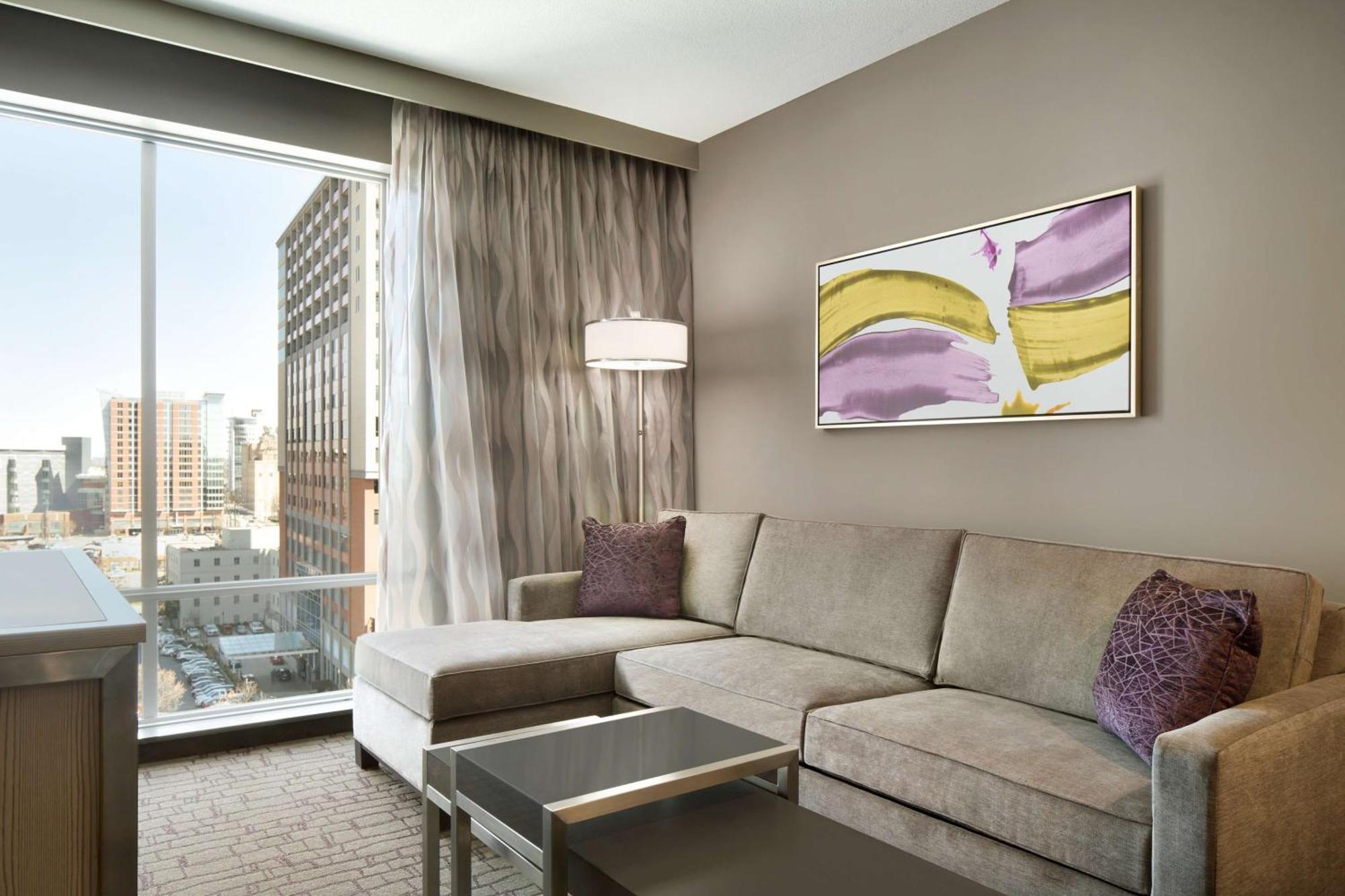 Embassy Suites By Hilton Charlotte Uptown מראה חיצוני תמונה