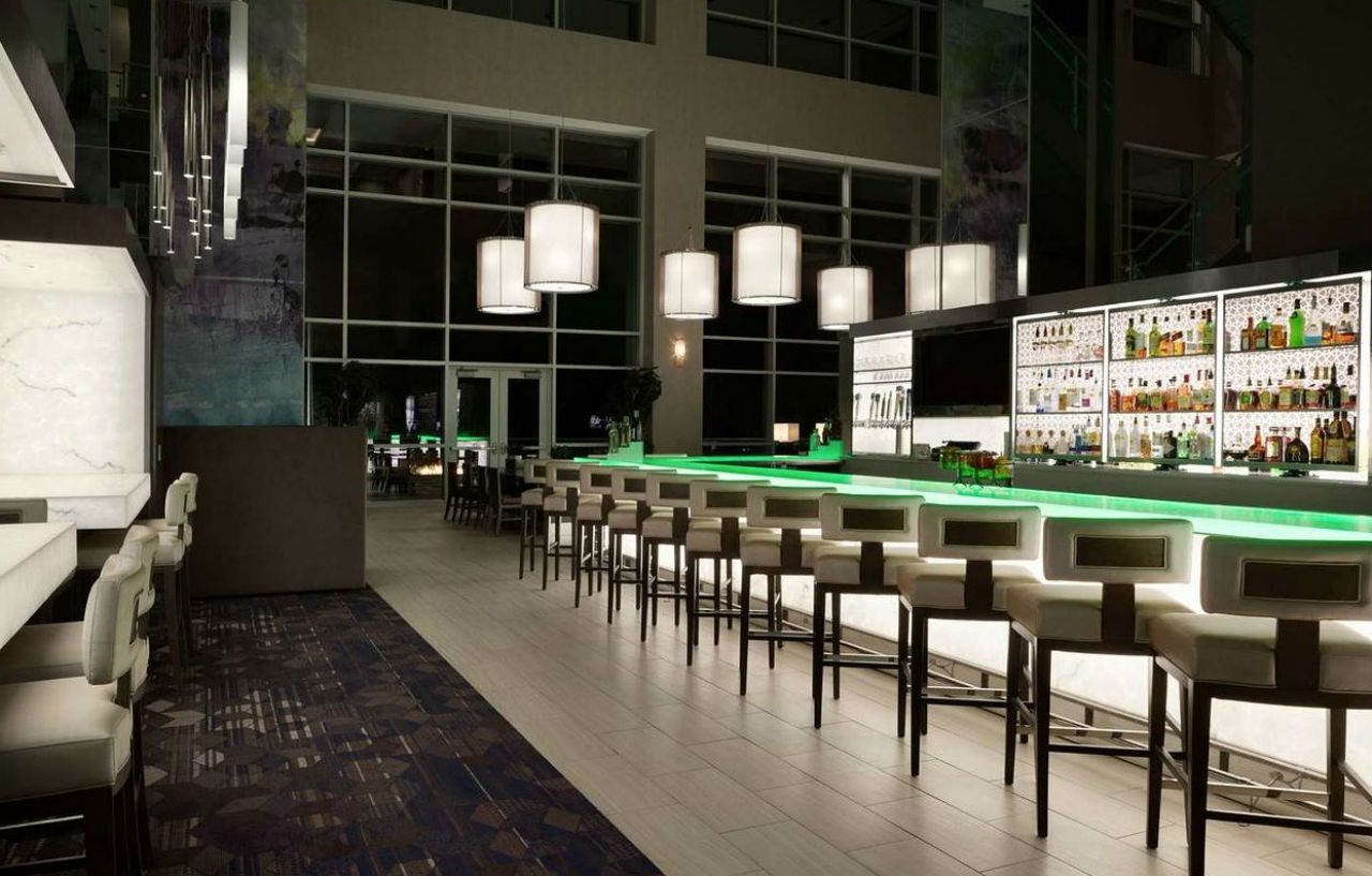 Embassy Suites By Hilton Charlotte Uptown מראה חיצוני תמונה